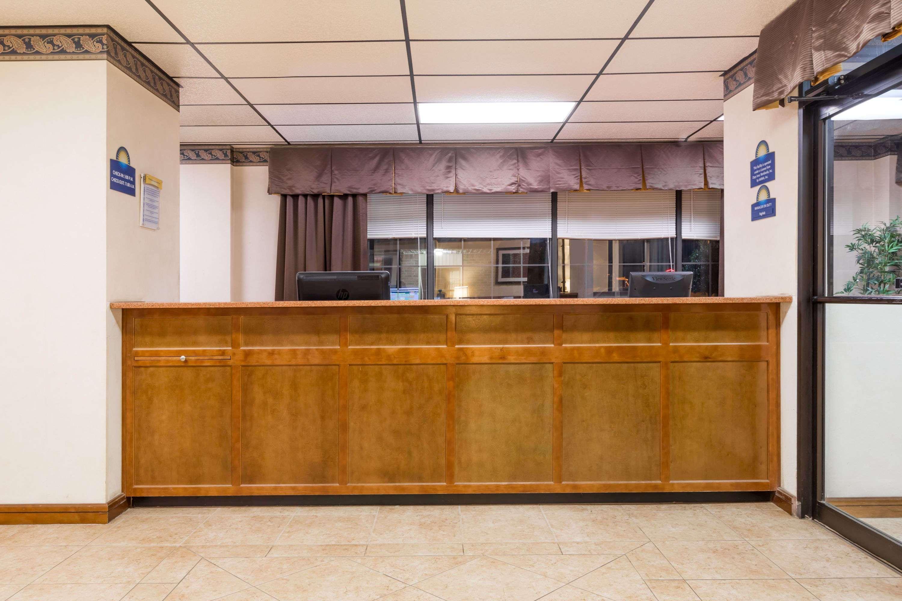 Days Inn By Wyndham Batesville Extérieur photo