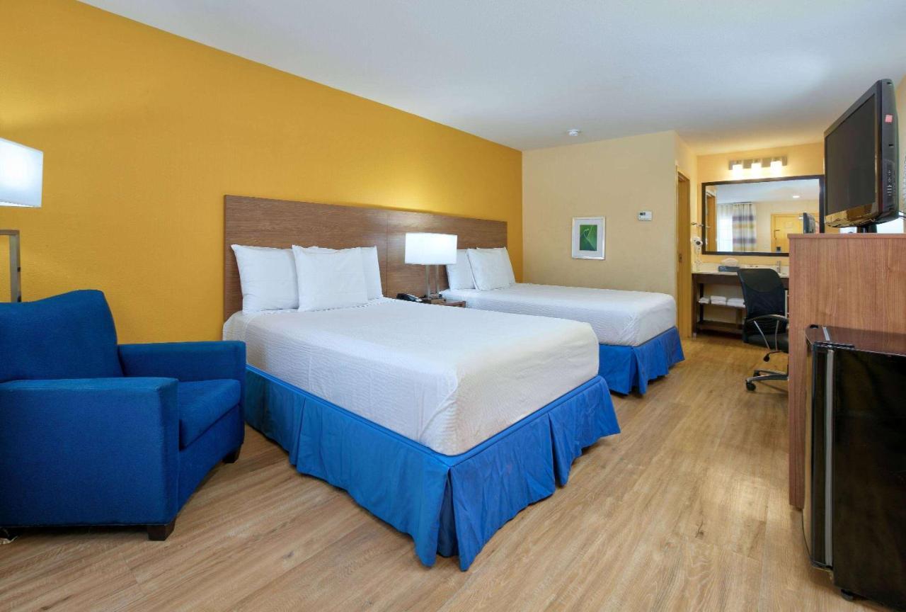 Days Inn By Wyndham Batesville Extérieur photo