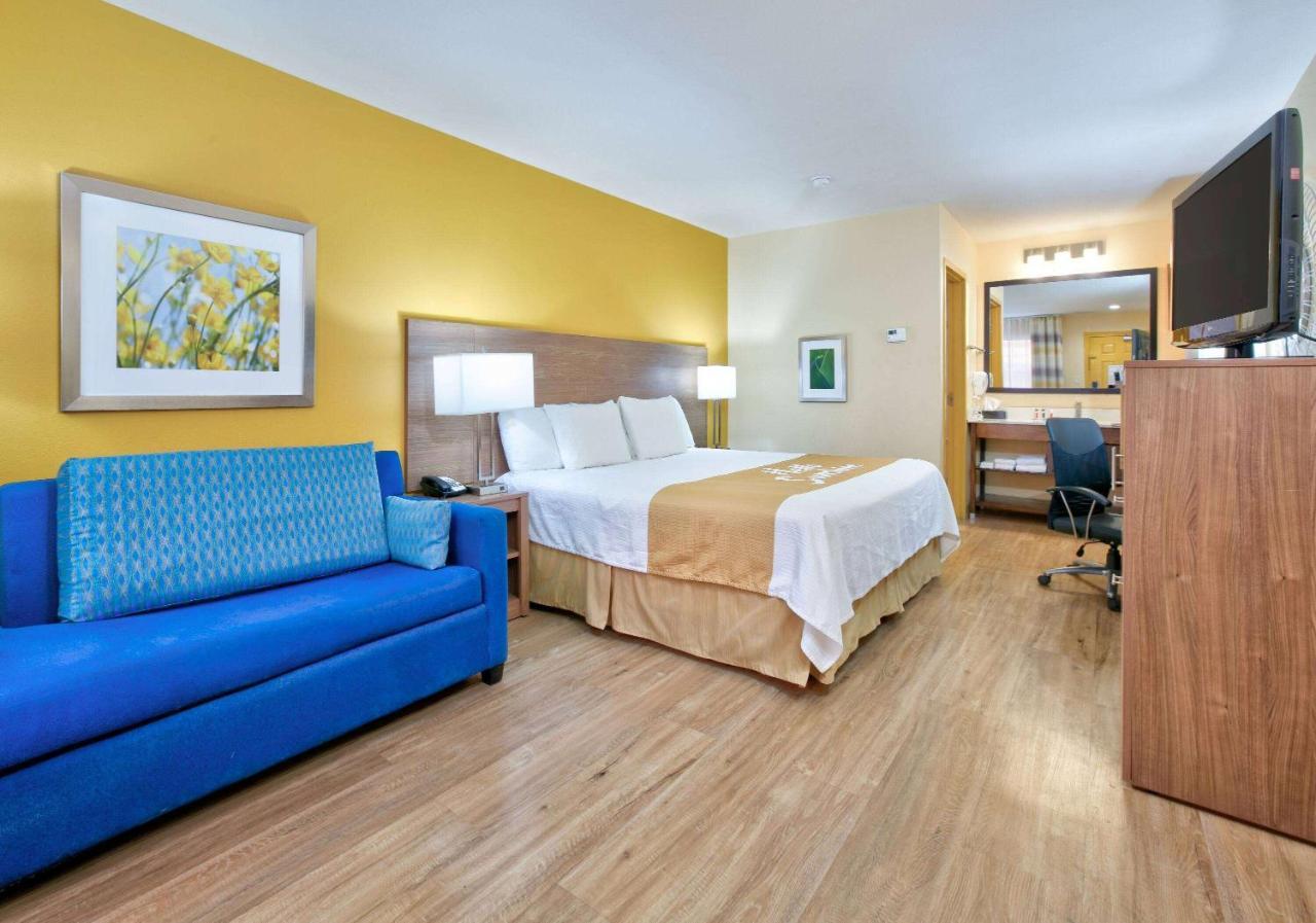 Days Inn By Wyndham Batesville Extérieur photo