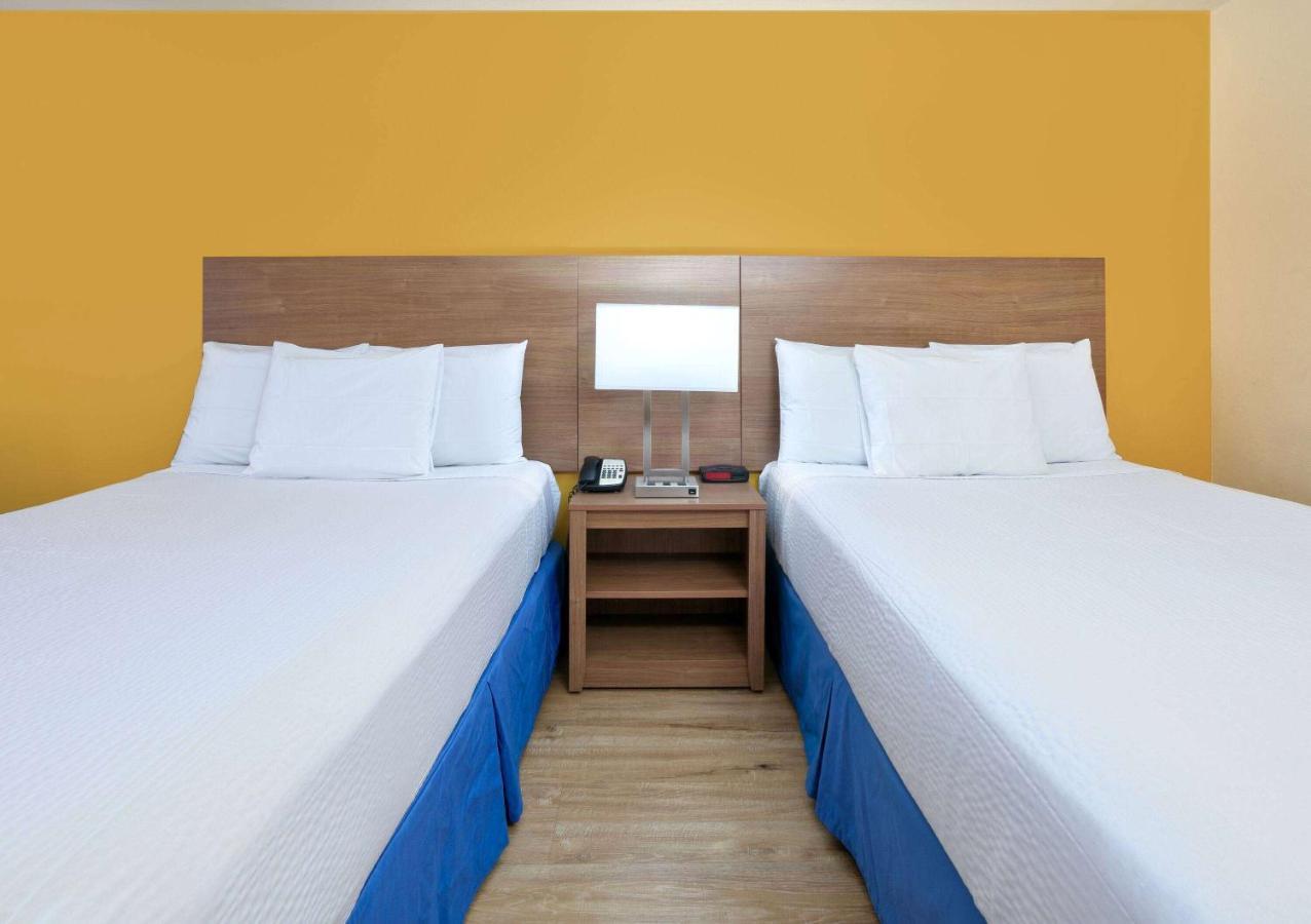 Days Inn By Wyndham Batesville Extérieur photo