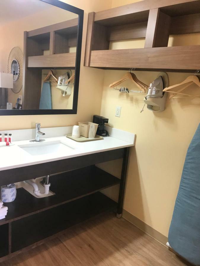 Days Inn By Wyndham Batesville Extérieur photo
